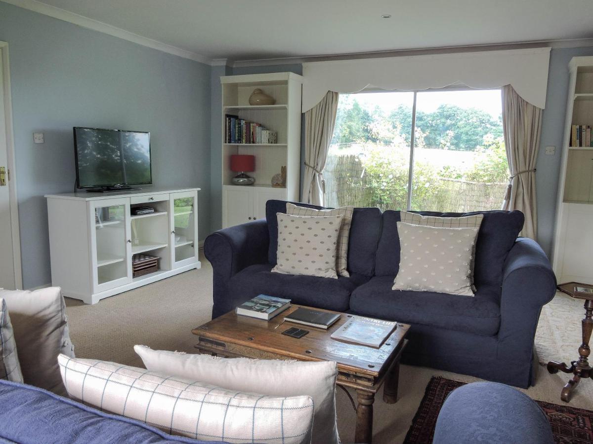 Snaffles Villa Royal Tunbridge Wells Exteriör bild
